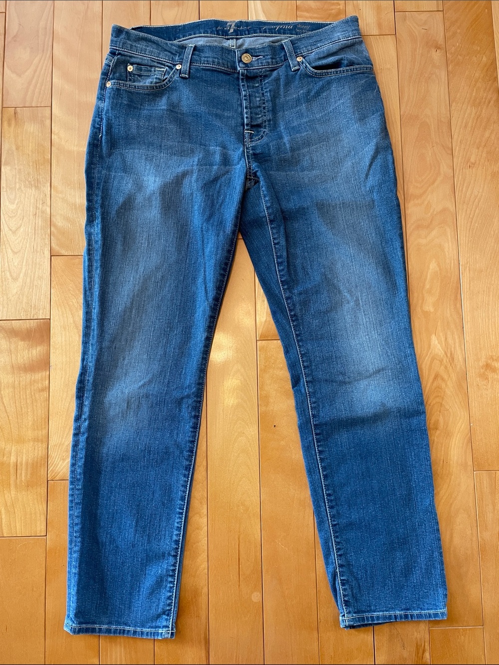 NWOT. 28.  7 For All Mankind Women's JOSEFINA  SKINNY  BOYFRIEND Jeans
